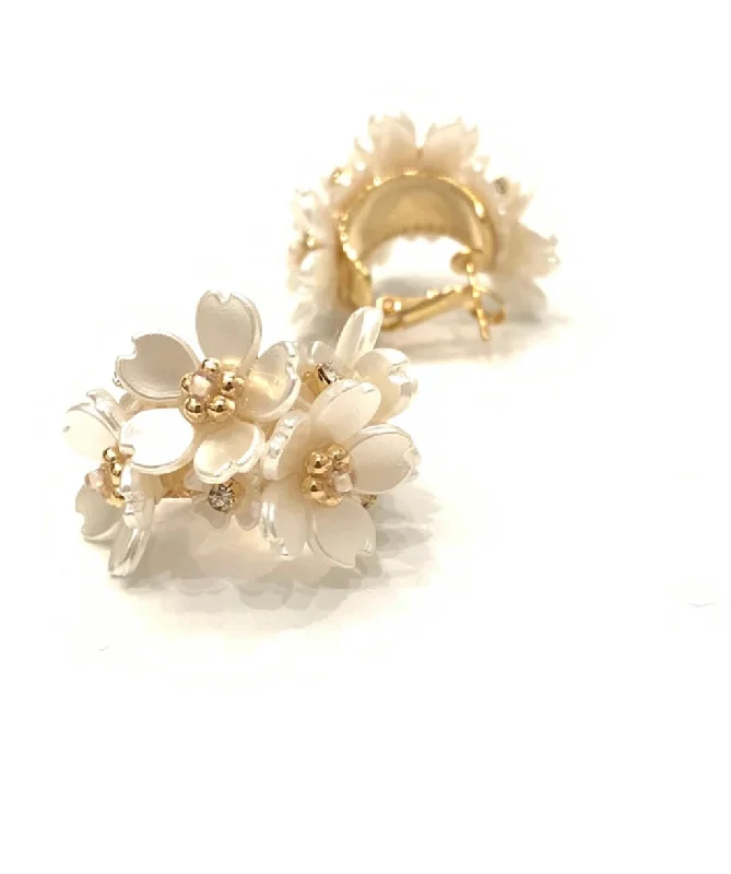 simple pearl stud earrings-Small Dani Sakura