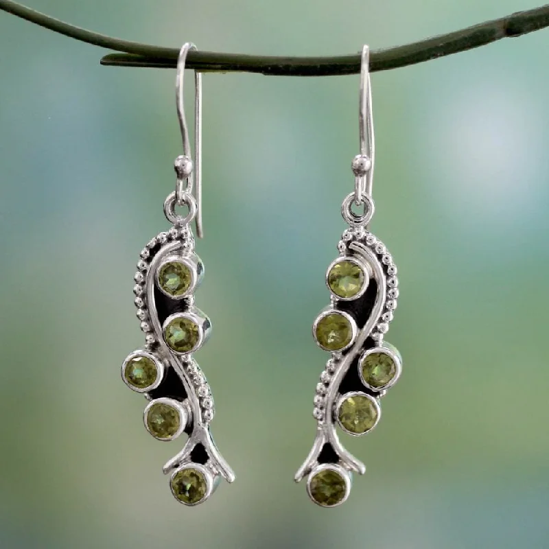 silver flower stud earrings-Sterling Silver Natural Glow Peridot Earrings (India)